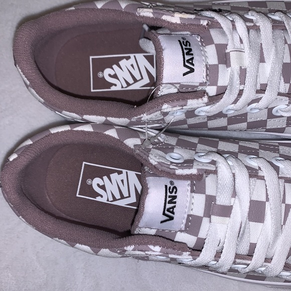 NWOT VANS checkerboard sneakers - Picture 6 of 7